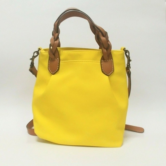 NWT Twig and Arrow Yellow Crossbody Handbag - Picture 2 of 6